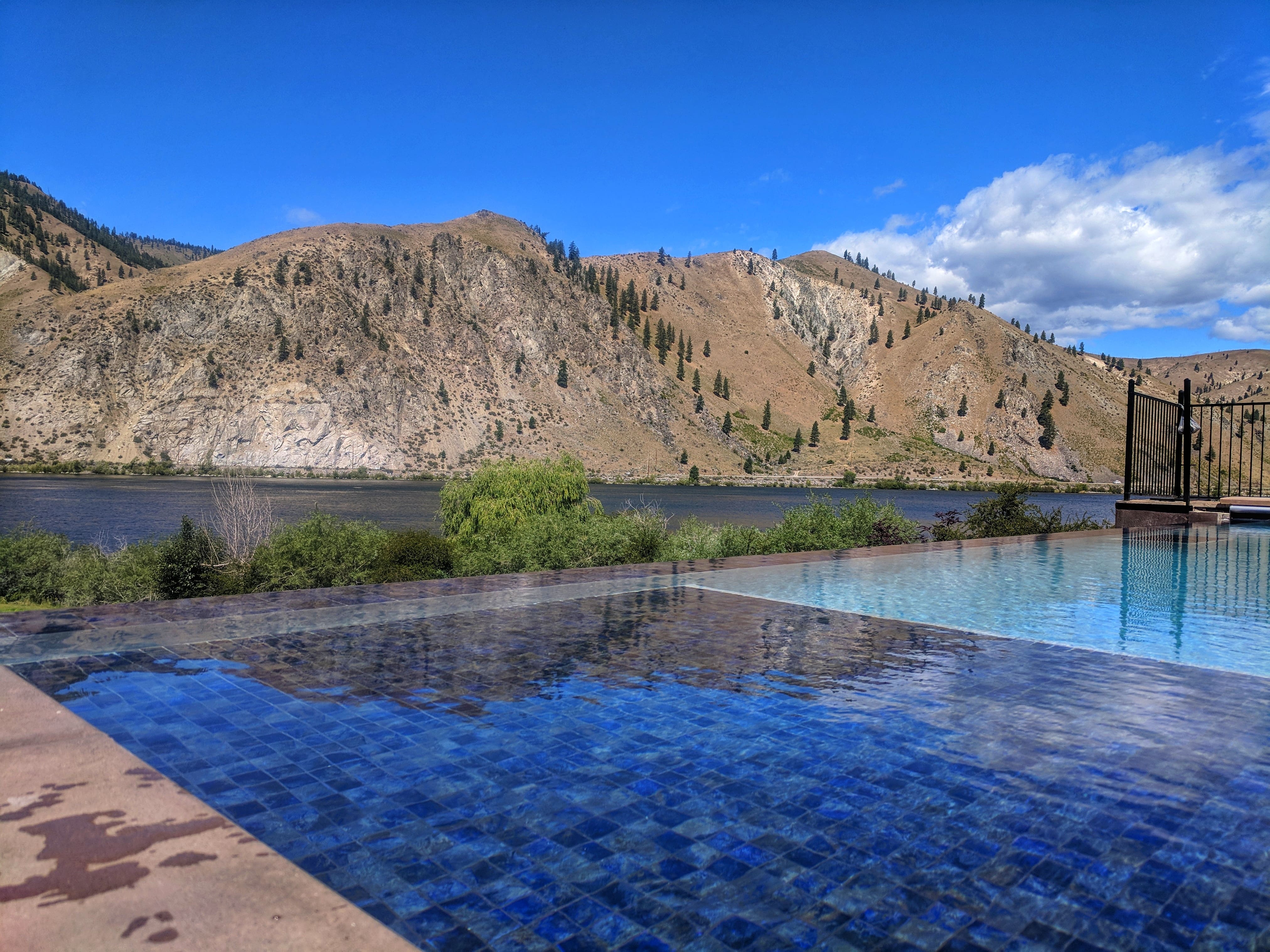 Bullfrog Spas & Custom Pools in Wenatchee Pool to Spa Services